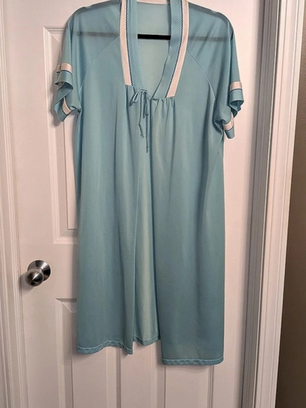 Vintage JCPenney Women's Nylon Robe Blue Size M